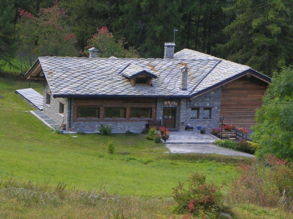 Hotel Les Granges La Thuile Luaran gambar